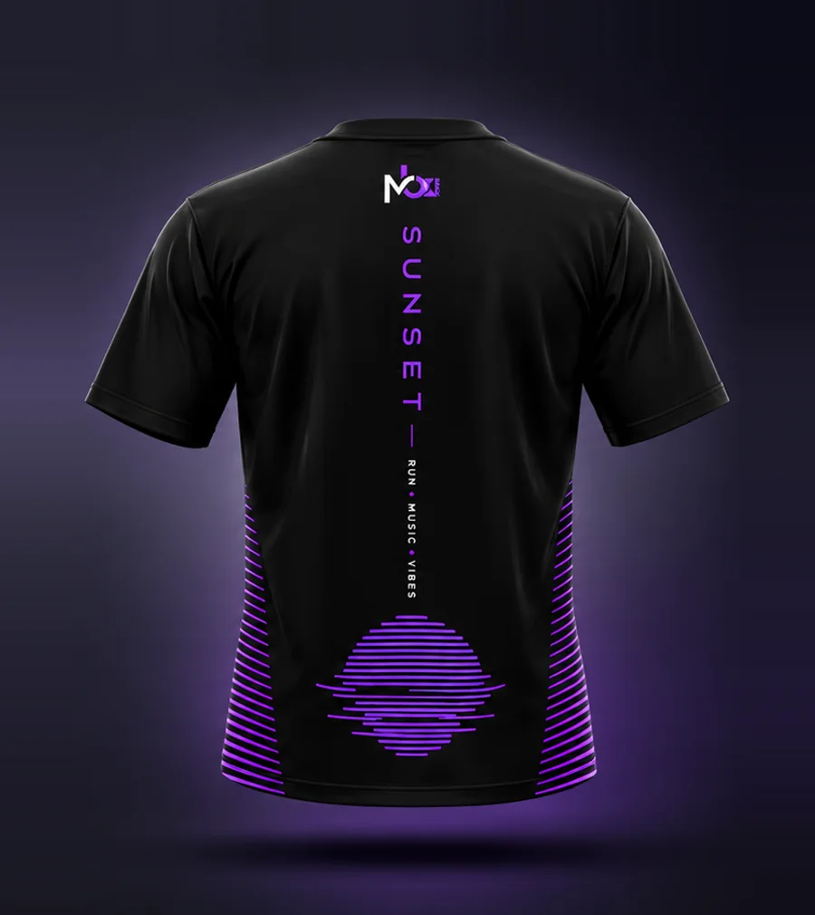 Camiseta oficial Sunset, costas: logo MB e Run · Music · Vibes na vertical